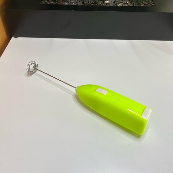 💥NEW💥Coffee frother milk eggs cappuccino café latte frothy mixer green battery - Picture 3 of 9
